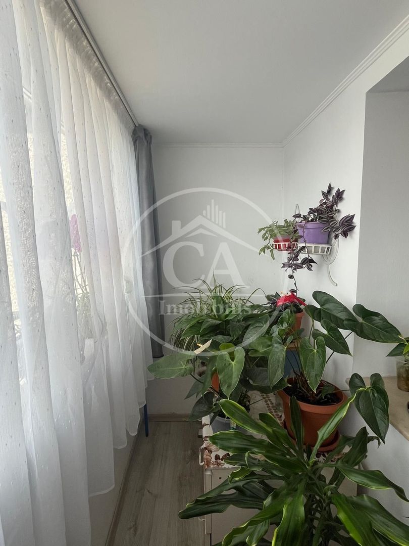 Apartament de vânzare cu 3 camere în Calea Clujului, Oradea - Poză 12