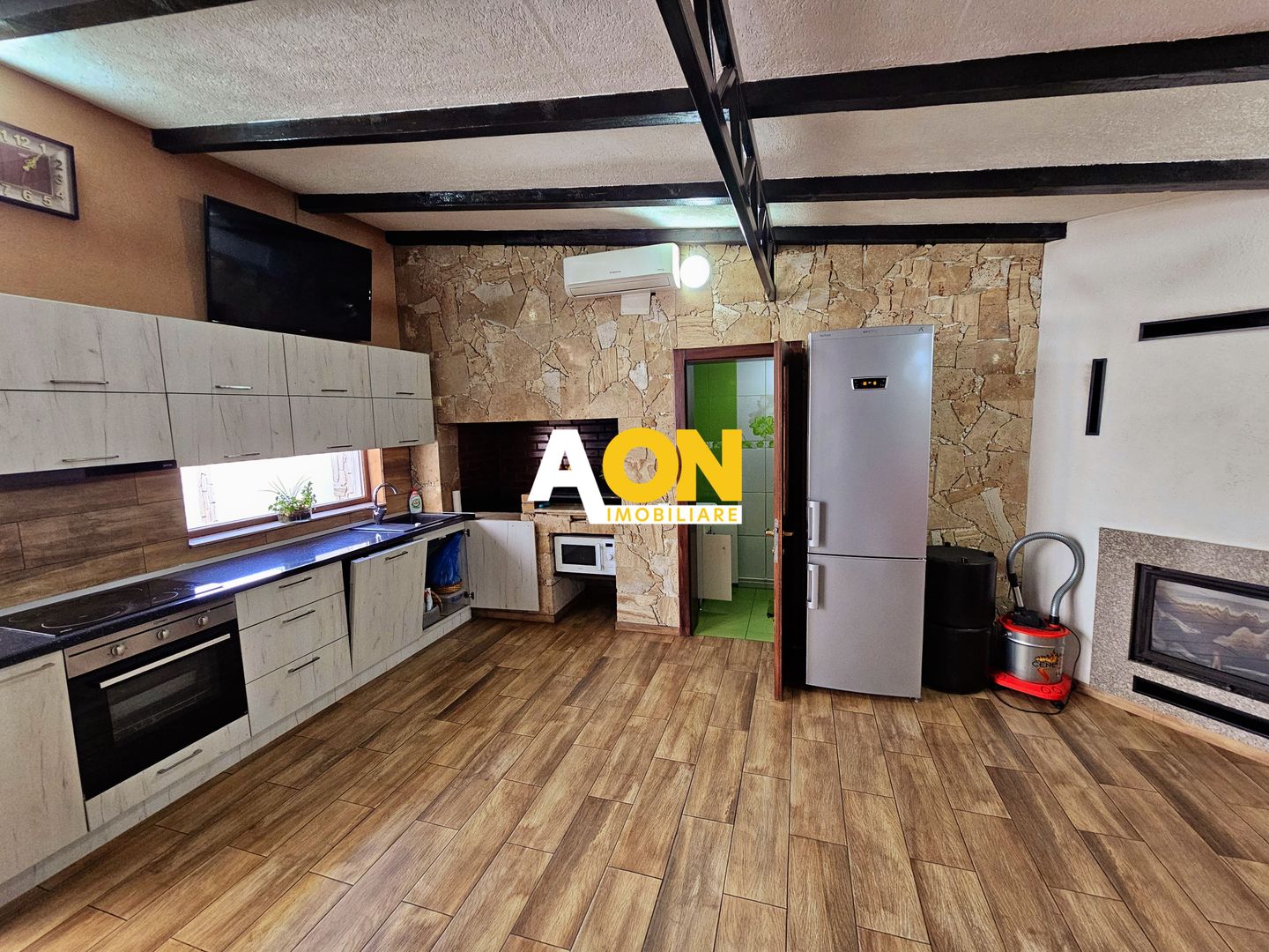 Casa 5 camere, 870 mp teren, mobilata, utilata, zona Cetate - Poză 20