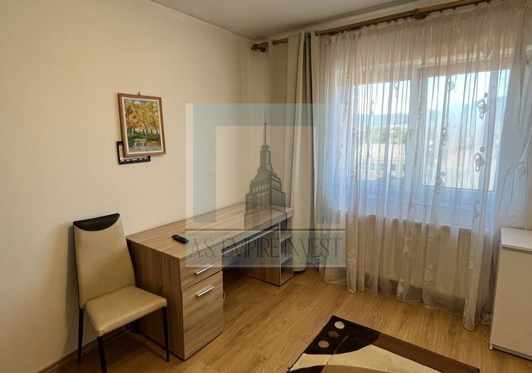 De vânzare apartament 3 camere/ Ghimbav - Poză 7
