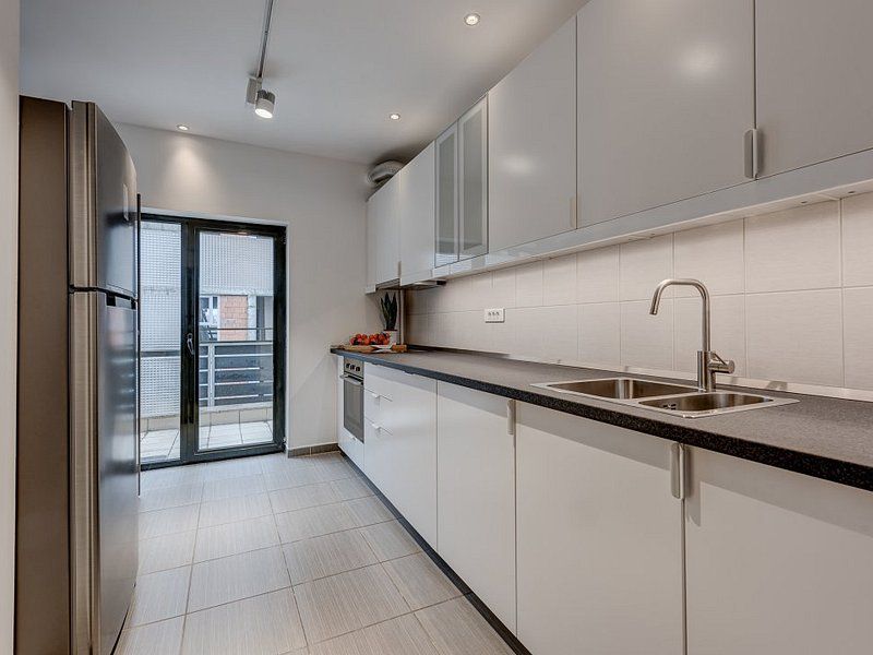 Apartament tip penthouse in Natura Residence, terasa 62 mp, mobilat modern - Poză 10