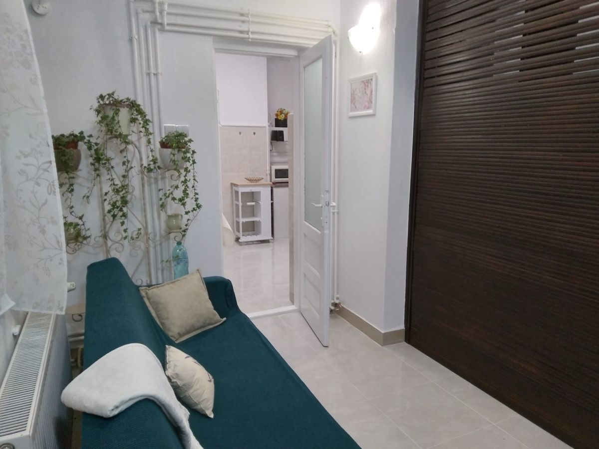 Apartament 2 camere decomandat Piata Romana - Poză 5