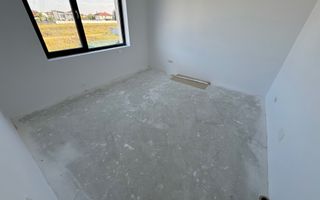 Vila Otopeni Odaile, curte GENEROASA 390m2 - Poză 7