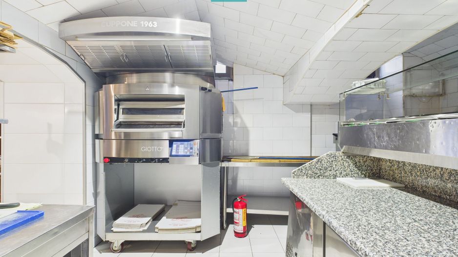 Spațiu comercial Horeca cu vad excelent - Poză 13