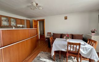 Casa 3 camere 80 mp utili curte comuna si balcon 3,75 mp în Ștrand - Poză 5