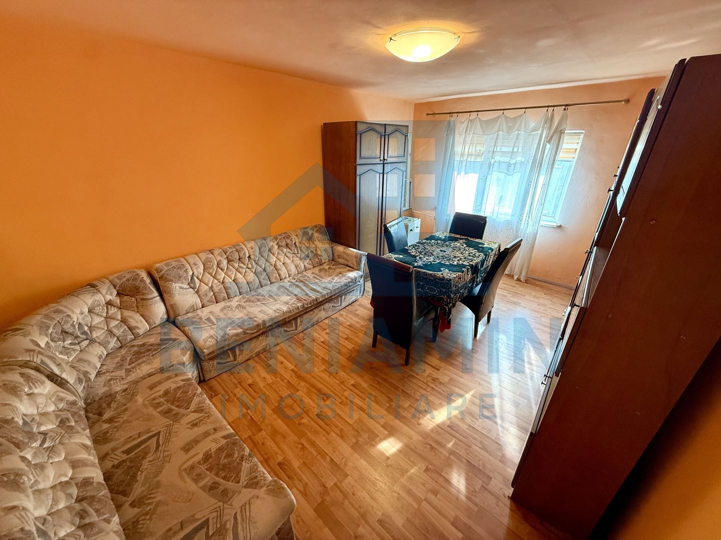 2 decomandate - etaj 3 - 1980 - Craiovita Noua - Fortuna. - Poză 1