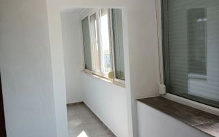 Apartament 2 camere smicentral etaj intermediar - Poză 9