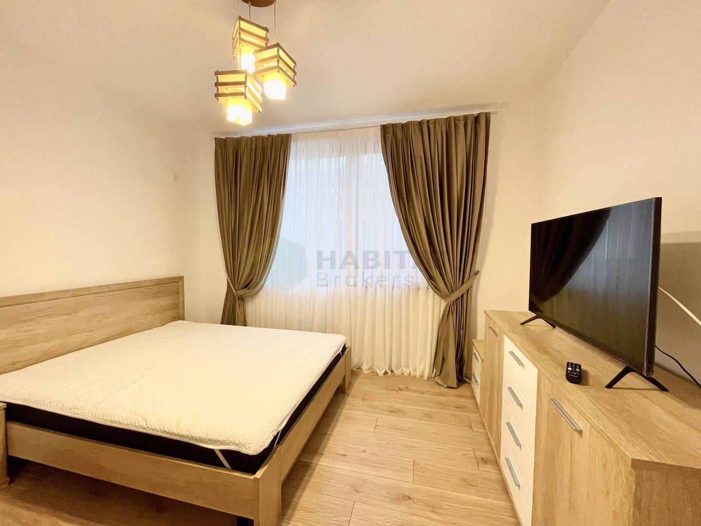 Casa 4 camere Tunari-Lacul Pasarea mobilata si utilata - Poză 16