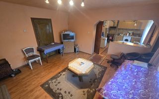 Casa 3 camere 1200 teren Avrig - Poză 3