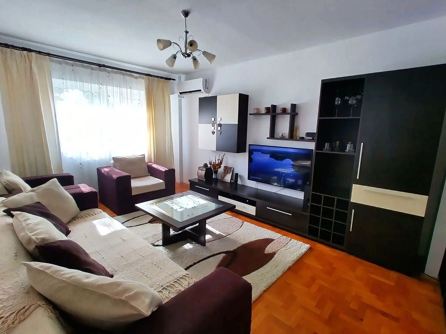 Inchiriez ap. cu 2 camere decomandat, pet friendly in Calea Aradului - Poză 1