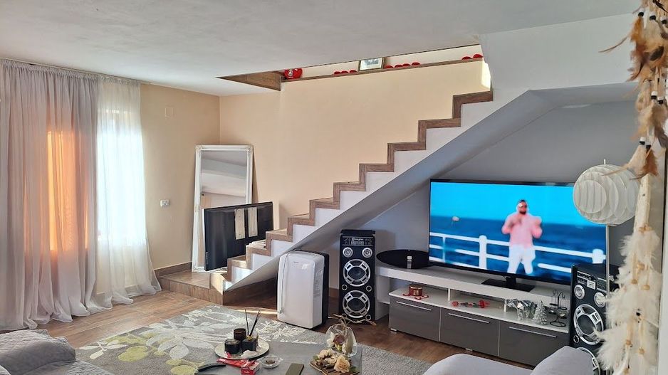 Casa de Vanzare Corbeni- Oestii- Arges - Poză 4