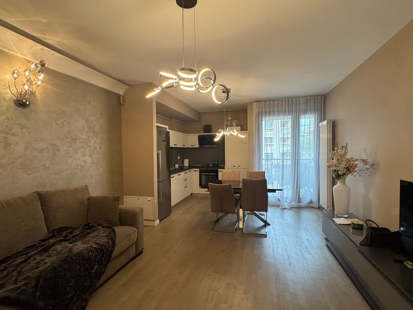 2 camere + Parcare Subterană + Boxă ||  HERASTRAU - Poză 4