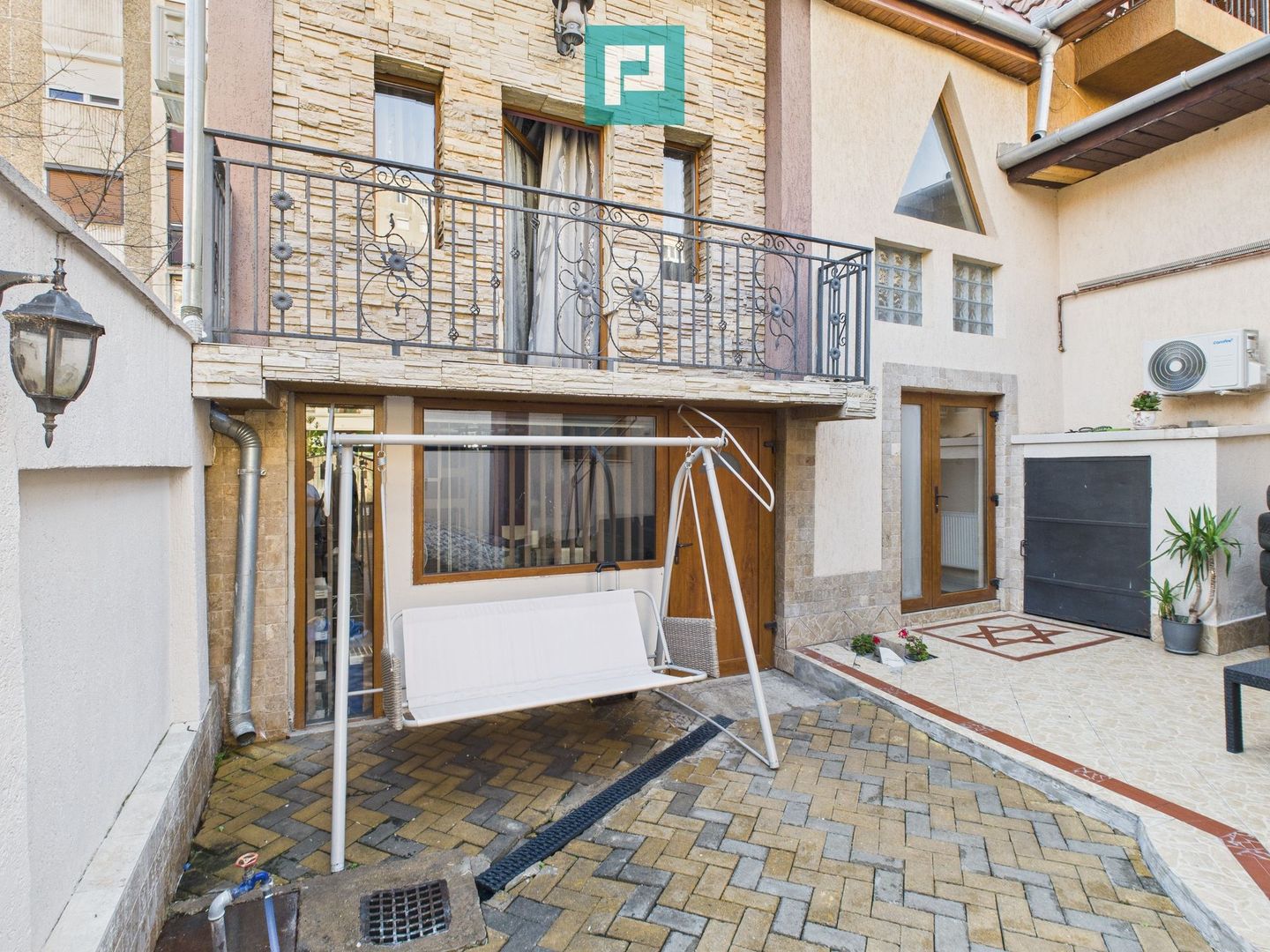 Casă cu spațiu comercial Arad, calea Aurel Vlaicu - Poză 13