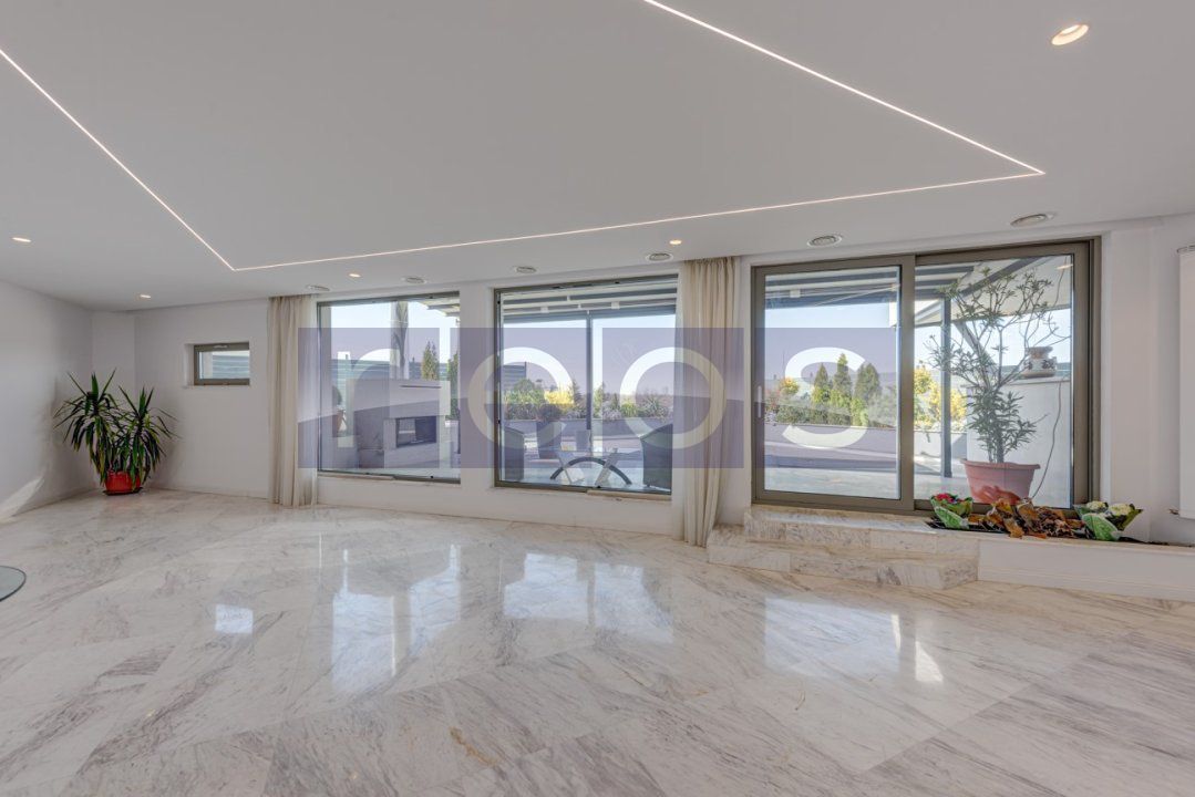 PENTHOUSE | 5 CAMERE | BORDEI - Poză 3