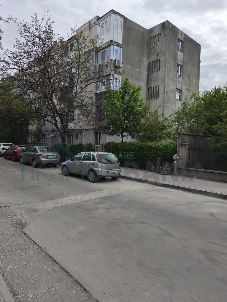 Garsoniera 24 mp, zona Galata, etaj 4/4, renovata, centrala termica pe gaz, Iasi - Poză 1