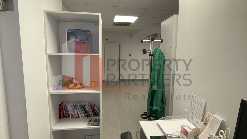 Laborator de analize | Birou | Comercial - Poză 4
