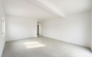 Duplex cu 4 camere, despărțit prin camera tehnica | Mosnita Veche | Lidl - Poză 6