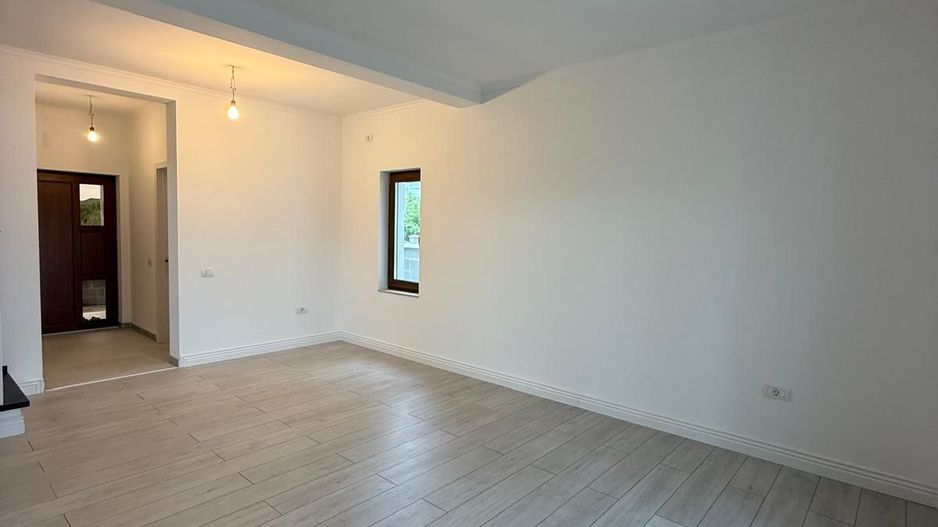 Duplex 4 dormitoare - zona Kids Park - Dumbravita - Poză 5