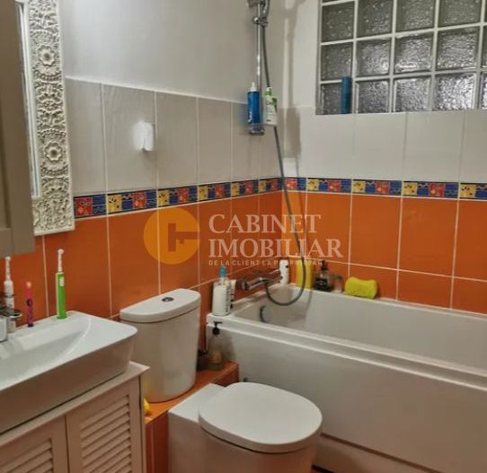 3 camere - Bucium - loc de parcare - 96mp - INTABULAT - Poză 5