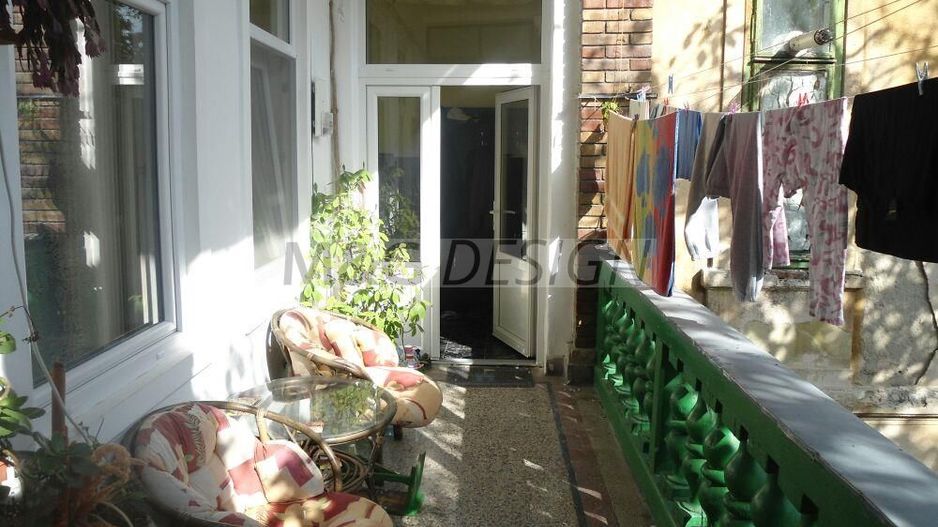 Apartament 5 camere zona Sinaia - cladire istorica - Poză 8