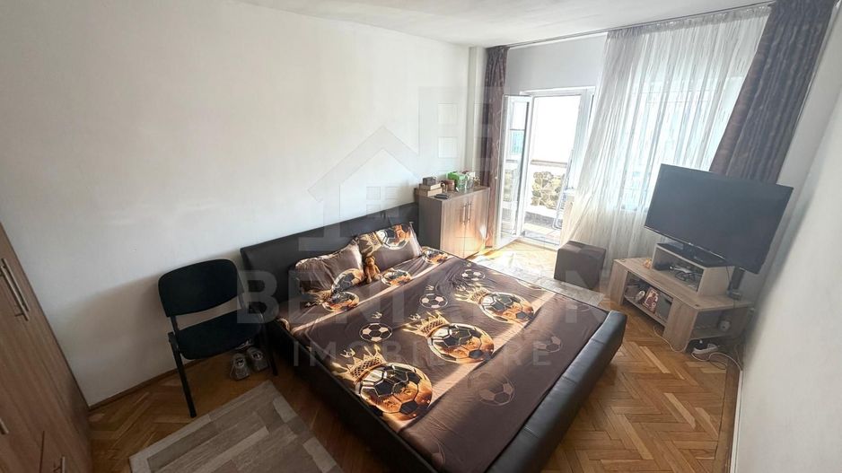 Apartament 2 camere decomandat 1 Mai Parcul Romanescu etaj 3 56mp - Poză 1