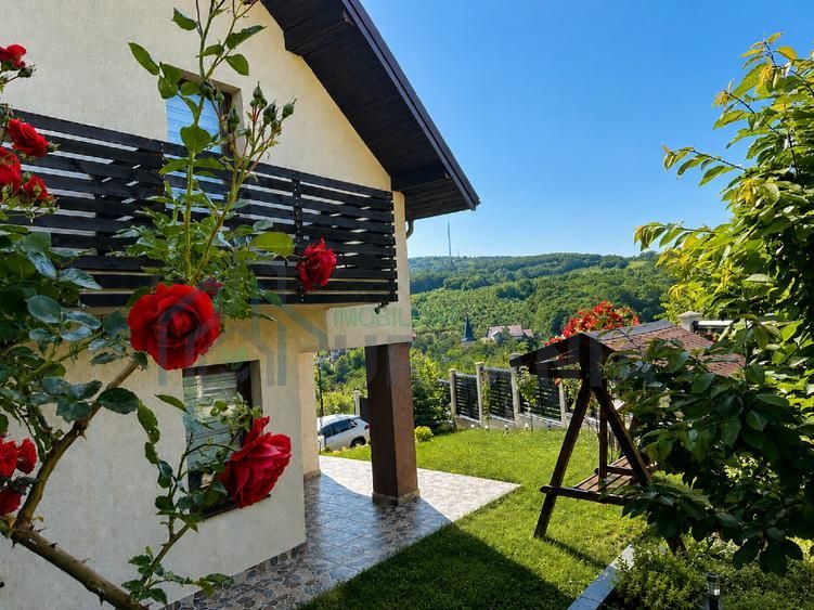 Casă 4 camere, Bucium - Bârnova, sistem fotovoltaic, grădină - Poză 4