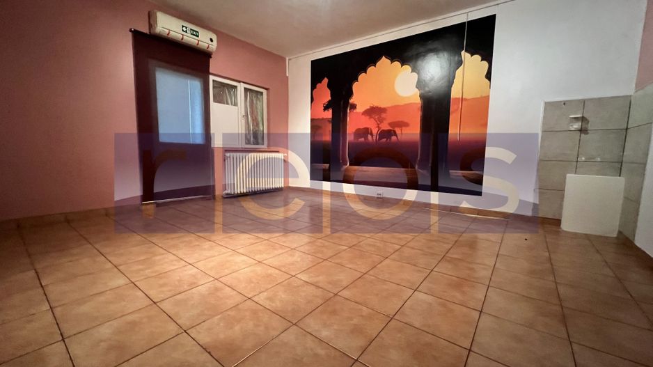 INCHIRIERE VILA | ZONA VITAN | 9 CAMERE - Poză 3