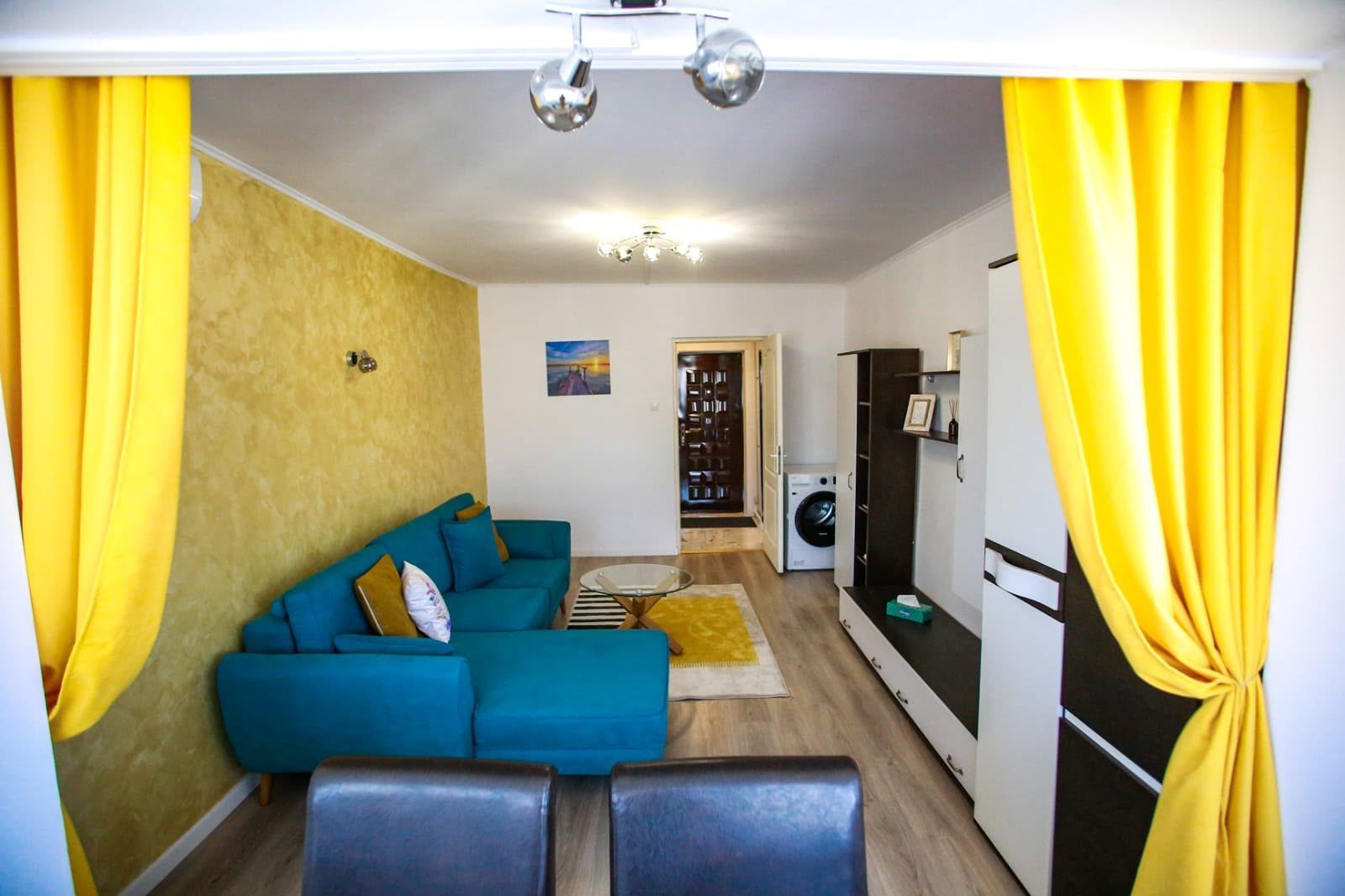 Propietar vand apartament 2 camere decomandat renovat/utilat complet - Poză 10