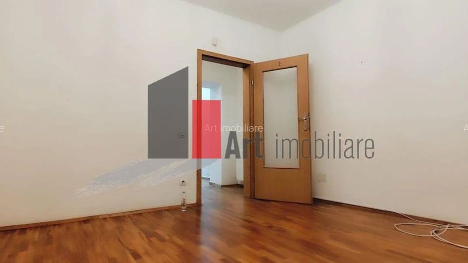 Spatiul "KONFORTA", intrare separata - Poză 16