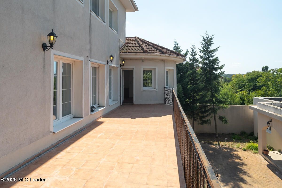 Cernica - Intre Lac si Padure, Vila luxoasa 946 MP, teren 1382 MP - Poză 74