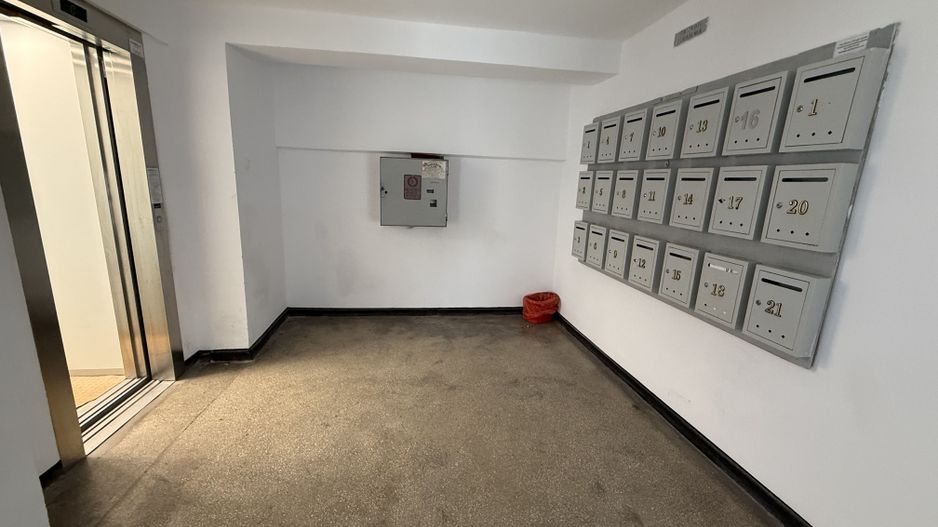 Ap 4 camere 90 mp+boxa+1 camera pe hol ultracentral b-dul Carol 1 - Poză 34