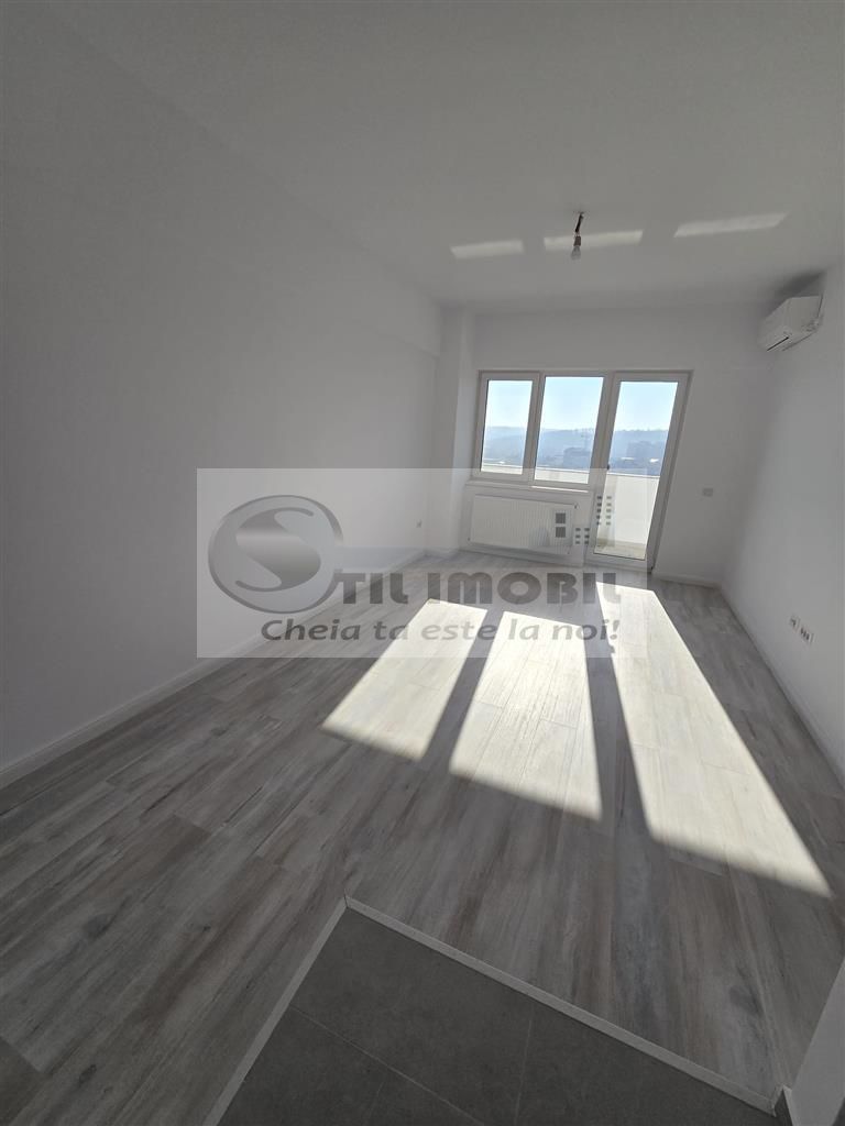 INTABULAT! Apartament cu o camera decomandat Central 44mp 84.000 euro - Poză 1