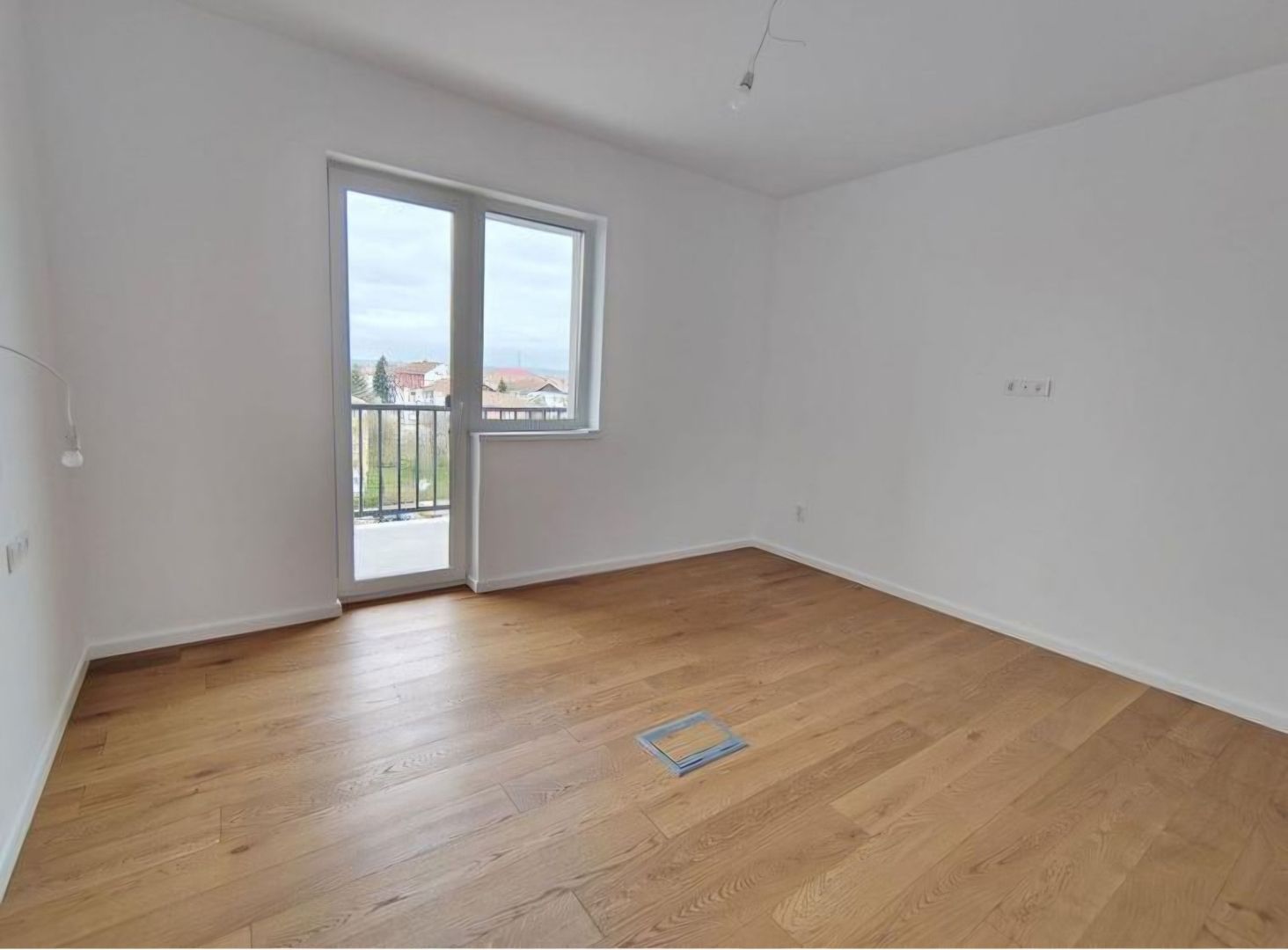 Penthouse 4 camere 111 mp Terasa 78 mp 2 locuri parcare Doamna Stanca - Poză 4