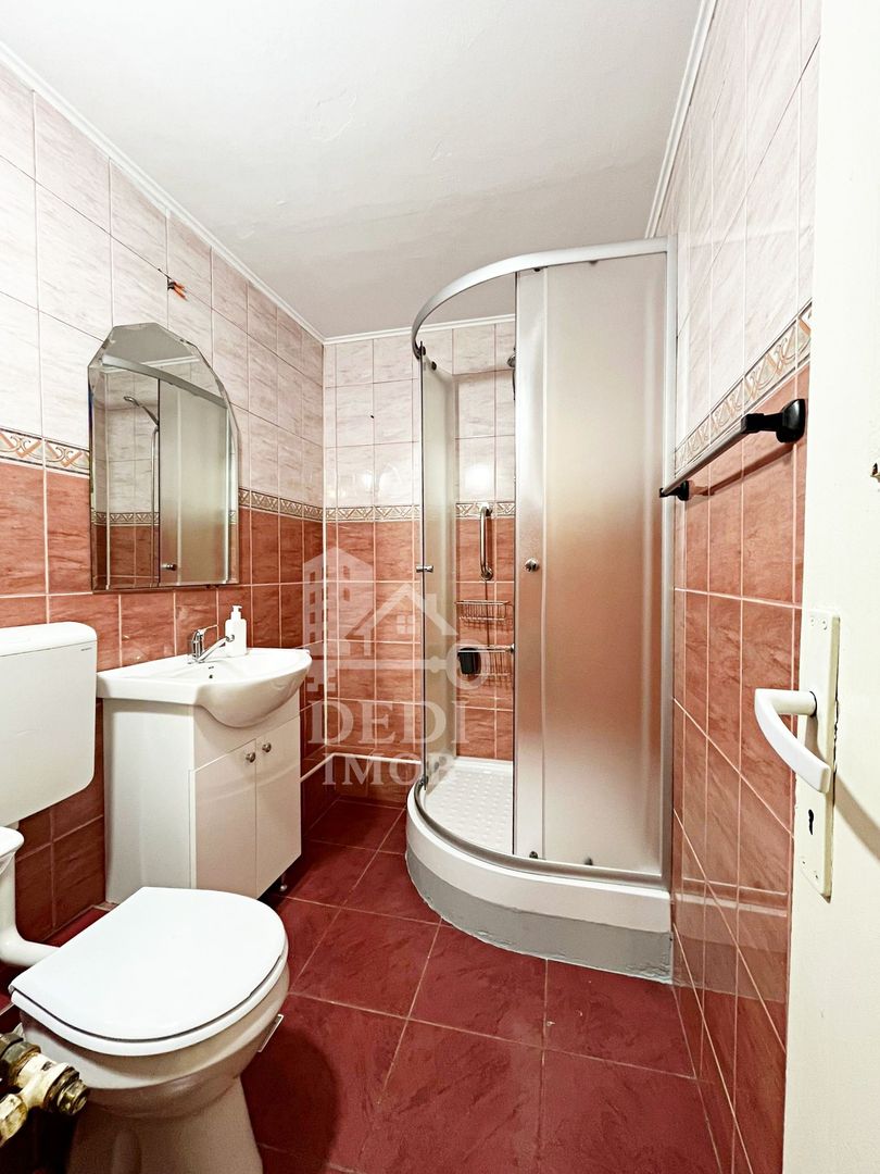 Apartament cu 3 camere de inchiriat zona Calea Aradului, Oradea - Poză 8