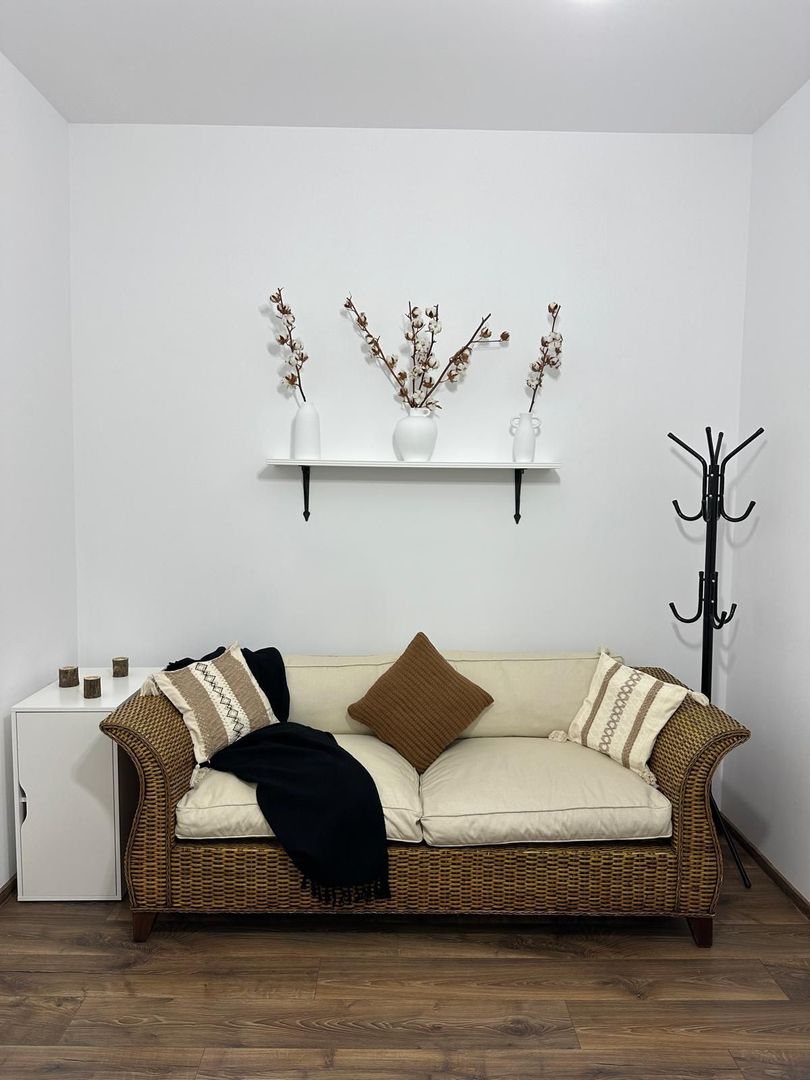 Imobil cu destinatii multiple- 6 apartamente - Poză 21