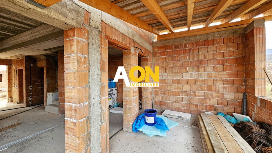 Casa la rosu, 4 camere, 3 bai, 339 mp teren, zona Valea Popii - Poză 11