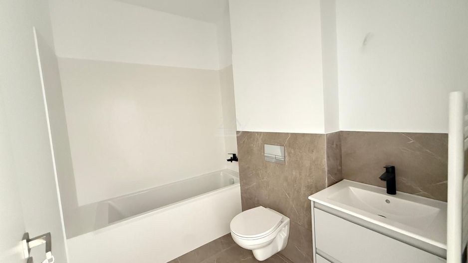 Bloc finalizat. Finisaje superioare. Loc de parcare. - Poză 6