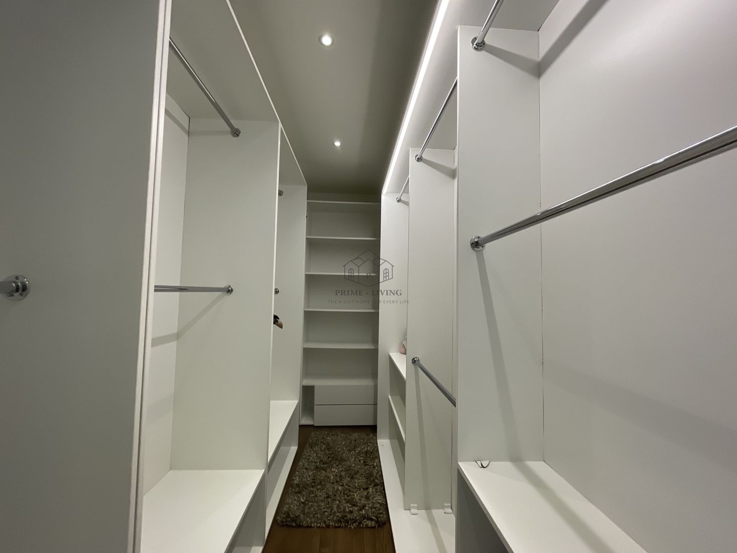 VILA CU 5 CAMERE LA INCHIRIERE LANGA BRITISH SCHOOL - Poză 27