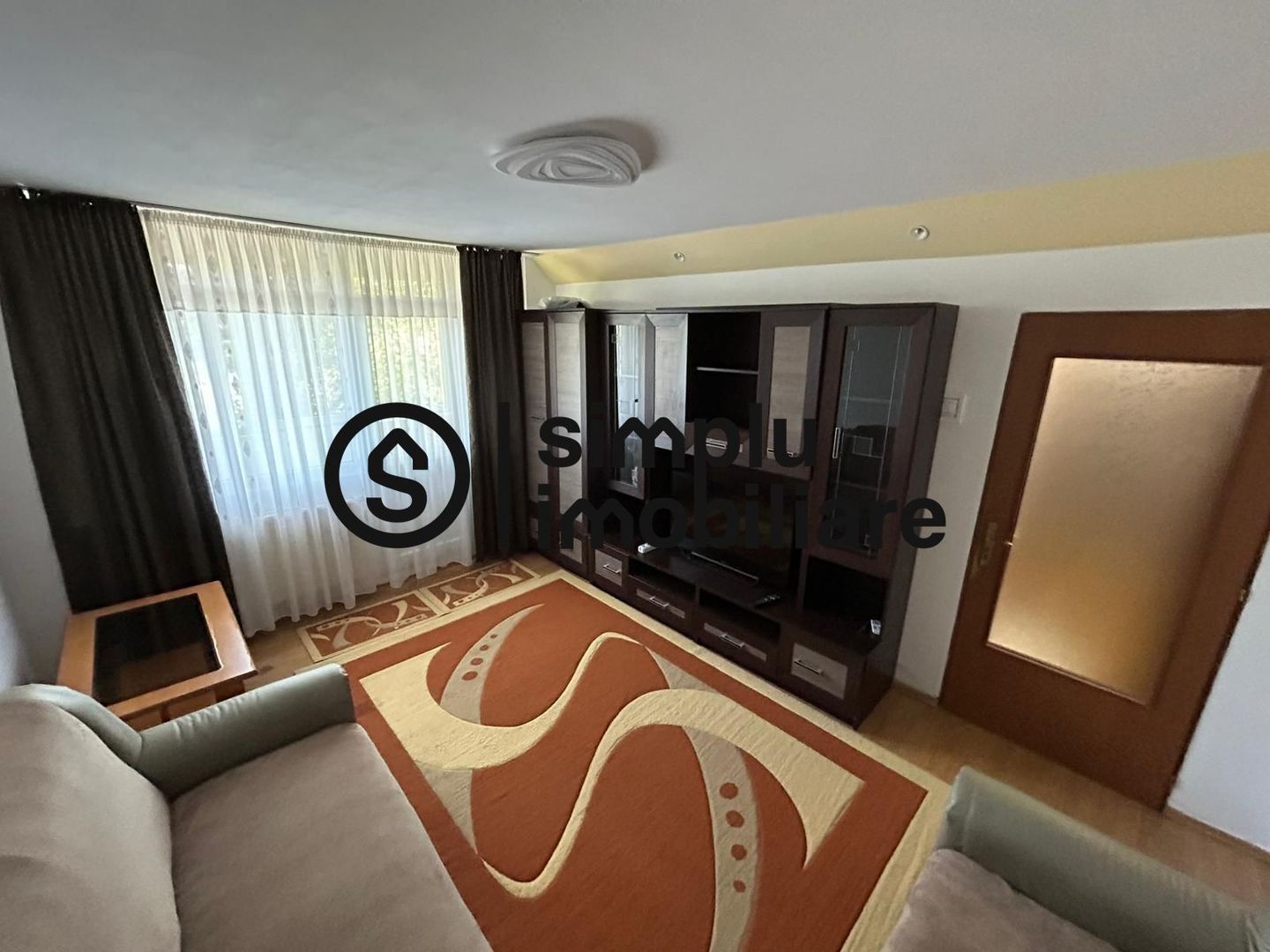 2 decomandate, etaj 2/4, Rovine - 105 000 Euro - Poză 2