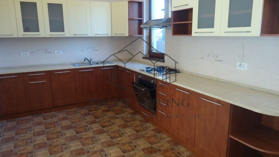 VILA CU 5 DORMITOARE LA INCHIRIERE LANGA BRITISH SCHOOL - Poză 3