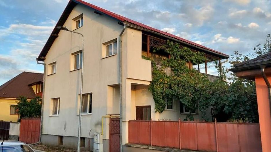 Vila P+E+M in Bod Colonie,teren 300 mp,utilitati,139000 euro. - Poză 6