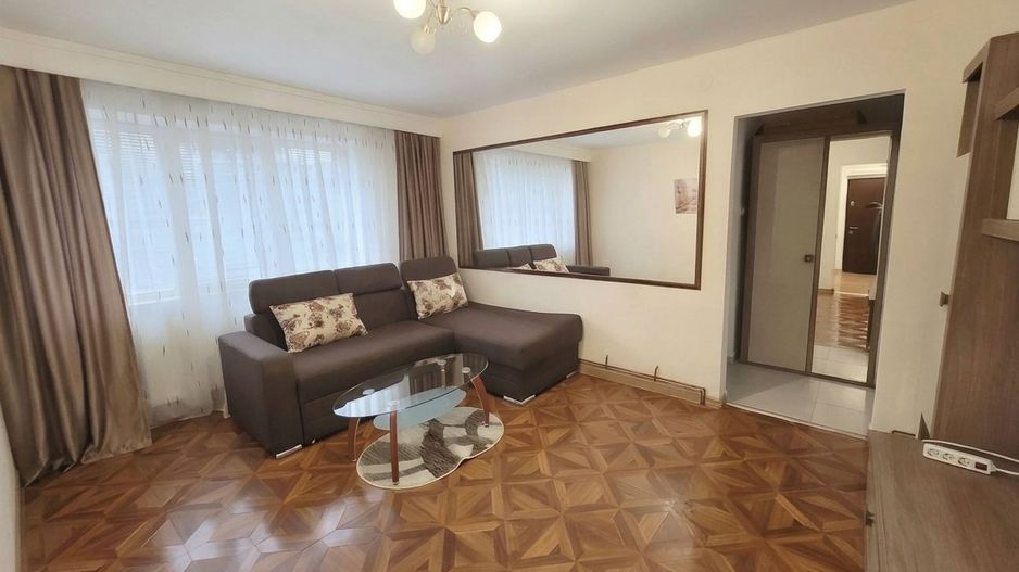 Apartament 2 camere Cetate Closca et.1 56 mp. - Poză 1