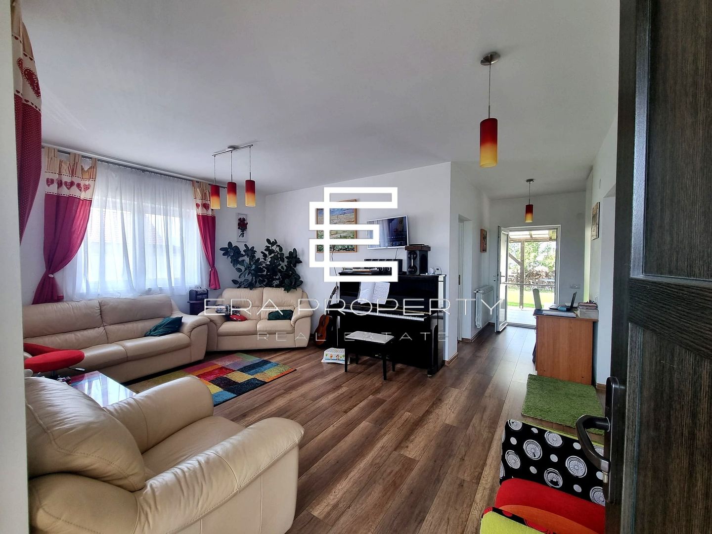 Casă eficientă energetic, 150 mp, teren 460 mp, pivnita -Cristian – - Poză 2