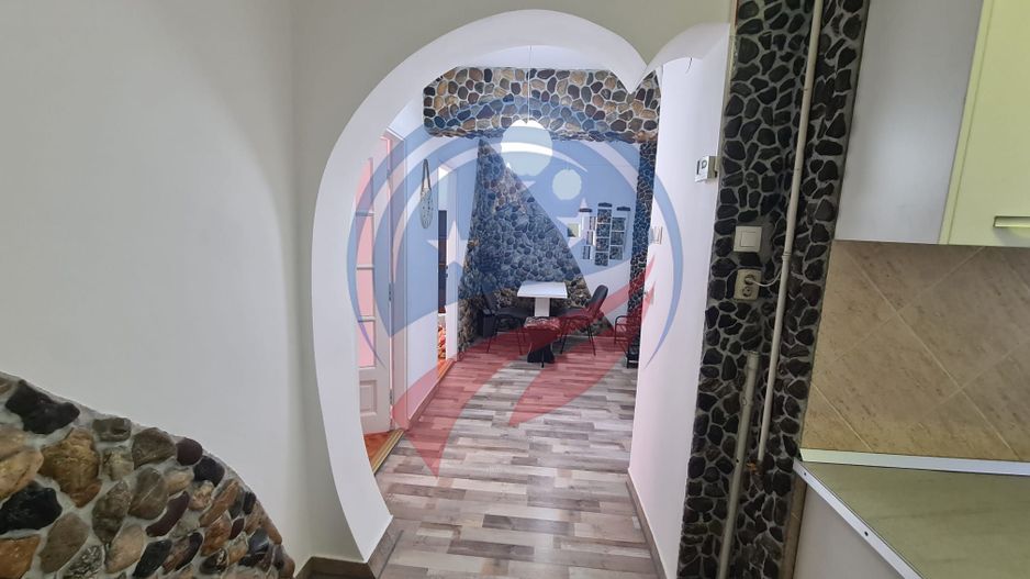 Apartament cu 2 camere ultracentral de inchiriat pe termen scurt (1-6 luni) - Poză 8