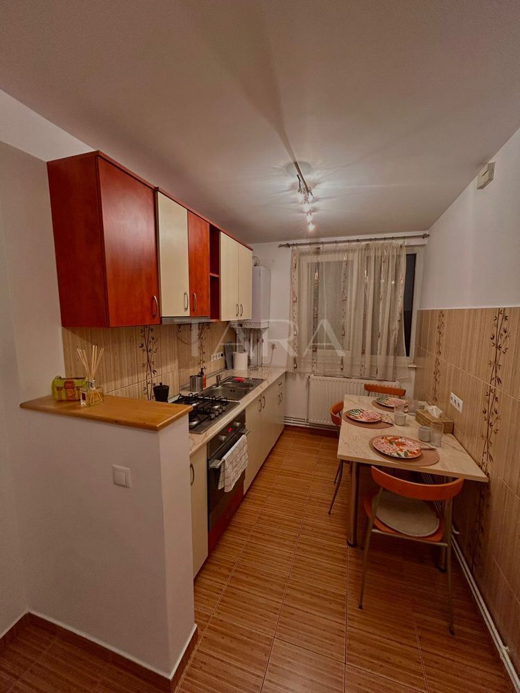 Apartament decomandat ultracentral Cluj-Napoca. - Poză 2