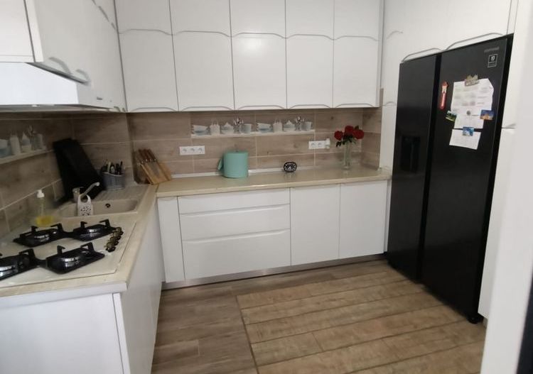 BRASADAS vinde ap 4 cam etaj 3/8 Micro 17. - Poză 1