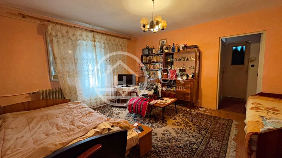 Apartament cu 2 camere de vanzare in zona Rogerius Oradea - Poză 4