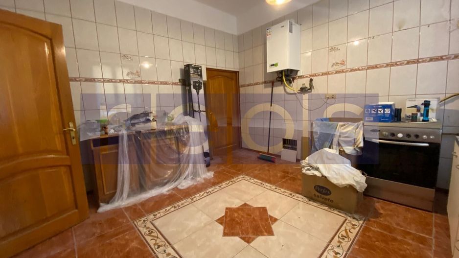 DE VANZARE VILA P+1+MANSARDA 7 CAMERE, 3 BAI, GARAJ, CURTE SALAJ PARC HUMULESTI - Poză 5