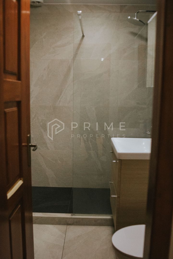 Apartament renovat recent, 3 camere – Cartier Tudor, lângă Școala 18 - Poză 6