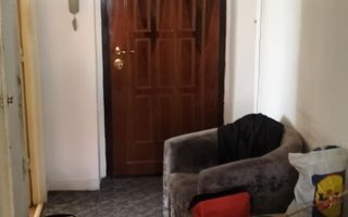 vind apartament 3 camere zona Centrala, etaj 2 - Poză 5