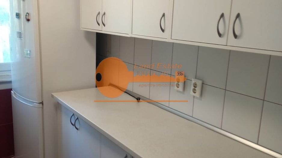 3 camere la 10 minute de Metrou Gorjului - Poză 12